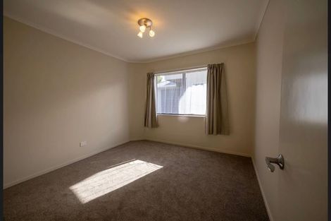 Photo of property in 1/253 Saint Aubyn Street, New Plymouth, 4310