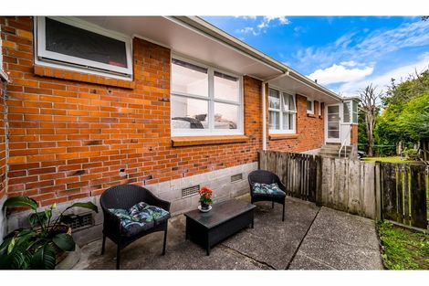 Photo of property in 2/303 Rangatira Road, Beach Haven, Auckland, 0626
