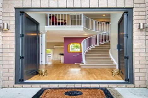 Photo of property in 29 Midhurst Avenue, Henderson, Auckland, 0612