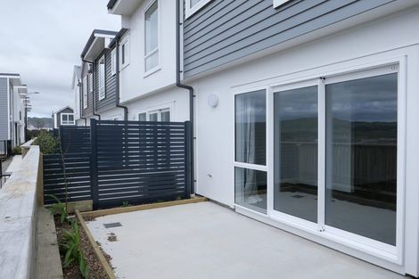 Photo of property in 11/30 Adventure Drive, Whitby, Porirua, 5024