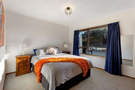 Photo of property in 25 Nyoli Street, Northcote, Christchurch, 8052