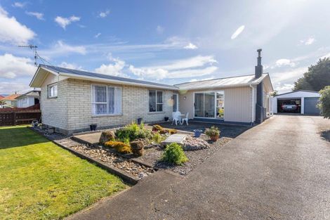 Photo of property in 32 Victor Street, Dannevirke, 4930