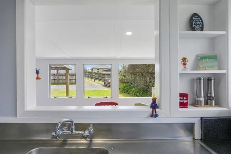 Photo of property in 450 Pukehina Parade, Pukehina, Te Puke, 3189