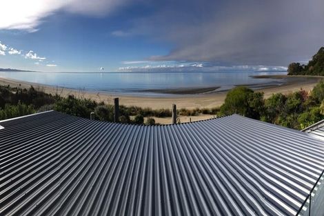 Photo of property in 72 Parapara Beach Road, Parapara, Collingwood, 7182