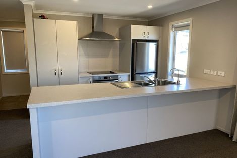 Photo of property in 4 Olivias Place, Stoke, Nelson, 7011