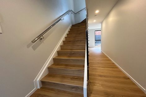 Photo of property in 2/30 Woodford Avenue, Henderson, Auckland, 0610