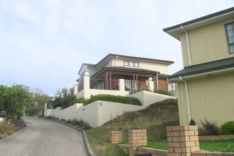 Photo of property in 2/15 Otamarau Grove, Maungaraki, Lower Hutt, 5010