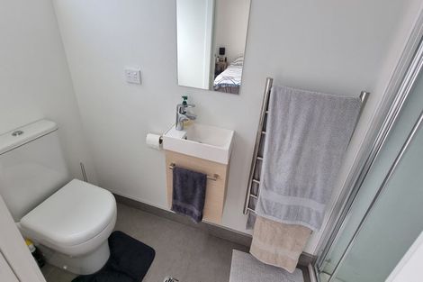 Photo of property in 2/12 Enderby Drive, Te Atatu Peninsula, Auckland, 0610