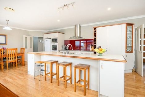 Photo of property in 8 Stonebridge Heights, Feilding, 4702