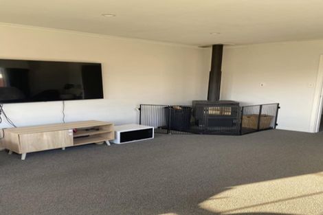 Photo of property in 75 Nottingham Street, Karori, Wellington, 6012