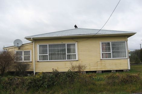 Photo of property in 1 Carroll Street, Runanga, 7803