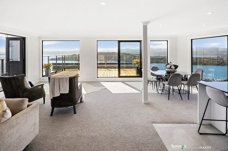 Photo of property in 2/25 Thane Road, Roseneath, Wellington, 6011