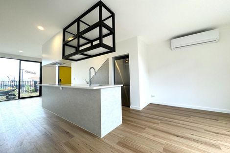 Photo of property in 39 Travis View Drive, Fairview Heights, Auckland, 0632