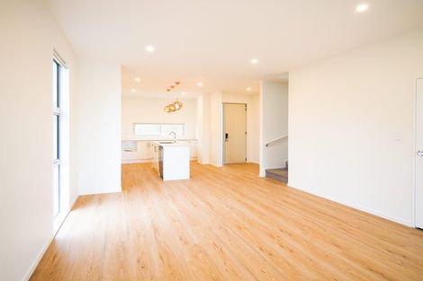 Photo of property in 10a Tirimoana Road, Te Atatu South, Auckland, 0602