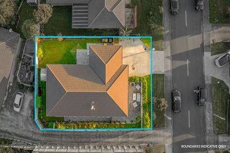 Photo of property in 14 Nirmal Place, Sunnyvale, Auckland, 0612