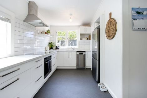 Photo of property in 70 Mcgrath Street, Napier South, Napier, 4110