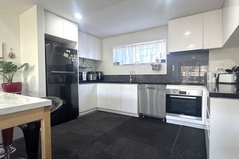 Photo of property in 8a Suva Street, Upper Riccarton, Christchurch, 8041