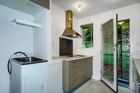 Photo of property in 2/81 Southampton Street, Sydenham, Christchurch, 8023