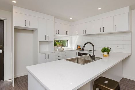 Photo of property in 63 Hillcrest Avenue, Hillcrest, Rotorua, 3015