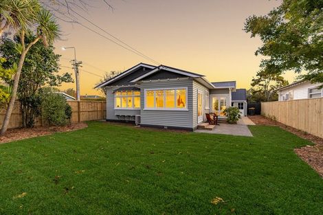 Photo of property in 7 Coronation Street, Spreydon, Christchurch, 8024