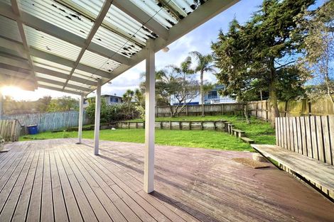 Photo of property in 100 West Harbour Drive, West Harbour, Auckland, 0618