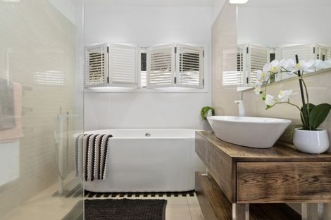 Photo of property in 16 Tainui Street, Frankton, Hamilton, 3204