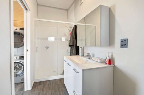 Photo of property in 19 Tongariro Street, Castlecliff, Whanganui, 4501