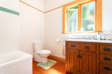 Photo of property in 34 Oban Street, Wadestown, Wellington, 6012