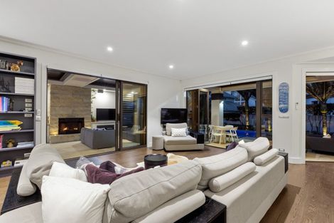 Photo of property in 361 Hibiscus Coast Highway, Orewa, 0931