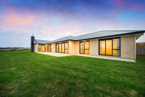 Photo of property in 46 Fry Road, Halcombe, Feilding, 4777