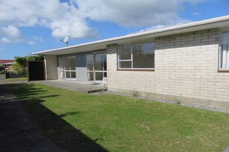 Photo of property in 26 Manu Crescent, Upper Vogeltown, New Plymouth, 4310