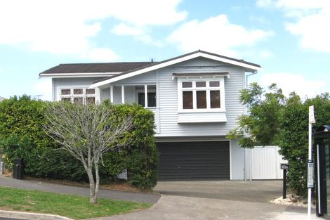 Photo of property in 173 Birkenhead Avenue, Birkenhead, Auckland, 0626