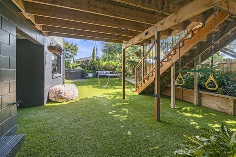 Photo of property in 15 Solway Place, Mount Maunganui, 3116