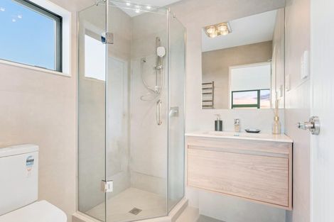 Photo of property in 12/28 Lavelle Road, Henderson, Auckland, 0612