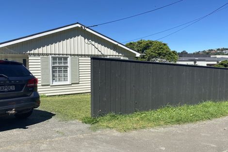 Photo of property in 48 Miramar North Road, Miramar, Wellington, 6022