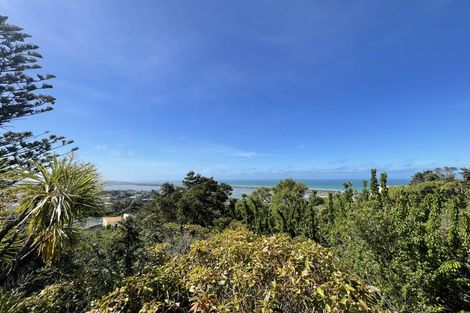 Photo of property in 116 Moncks Spur Road, Redcliffs, Christchurch, 8081