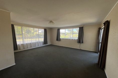 Photo of property in 16 Hicks Crescent, Waikanae Beach, Waikanae, 5036