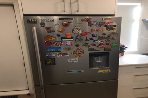 Photo of property in 1/60 Hepburn Road, Glendene, Auckland, 0602