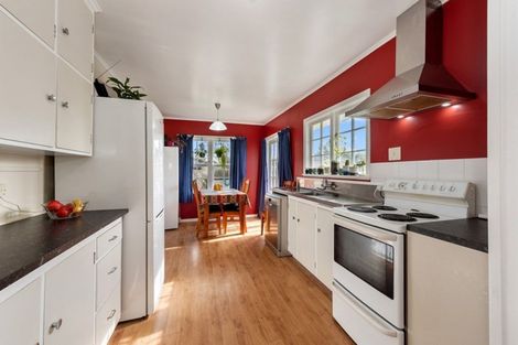 Photo of property in 7 Southsea Crescent, Silverdale, Hamilton, 3216