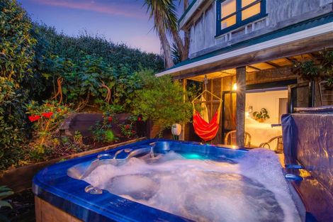 Photo of property in 48 Margaret Road, Raumati Beach, Paraparaumu, 5032