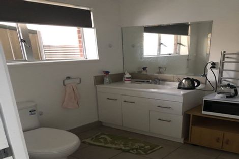 Photo of property in 1/9 Benygloe Place, Highland Park, Auckland, 2010