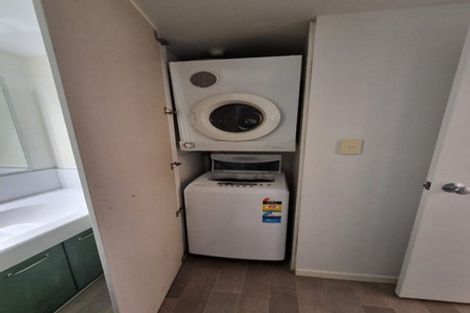 Photo of property in 62/68 Mountain Road, Mount Wellington, Auckland, 1072