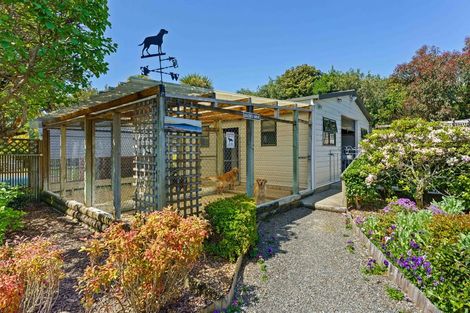 Photo of property in 121 Gear Road, Te Horo, Otaki, 5582