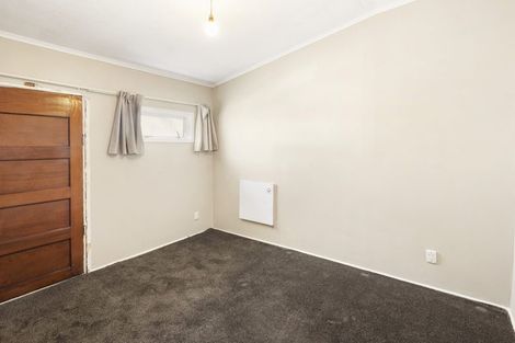 Photo of property in 62 Happy Valley Road, Owhiro Bay, Wellington, 6023