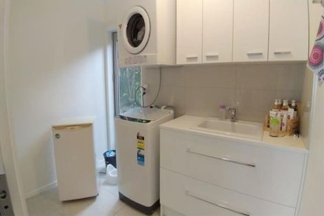 Photo of property in 1/12 Speedy Crescent, Hillcrest, Auckland, 0627