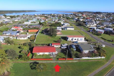 Photo of property in 66 Seabury Avenue, Foxton Beach, Foxton, 4815