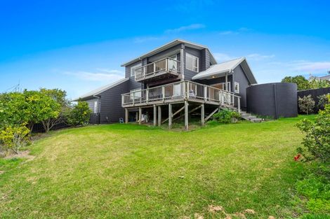 Photo of property in 43 Cumberland Street, Leigh, 0985