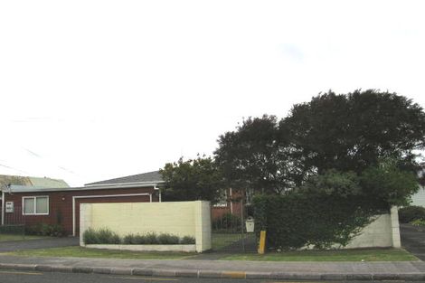 Photo of property in 8 Eskdale Road, Birkdale, Auckland, 0626