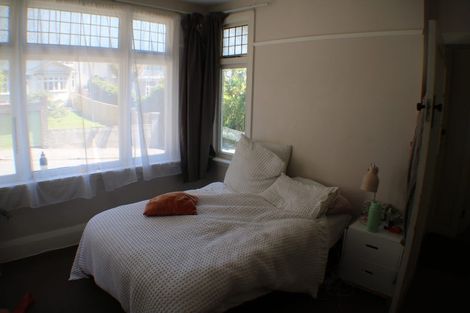 Photo of property in 73 Majoribanks Street, Mount Victoria, Wellington, 6011