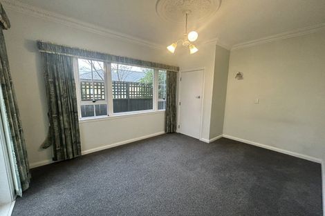 Photo of property in 86 Florence Avenue, Palmerston North, 4414